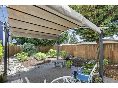 16715 NE 5th Street Vancouver WA 98684