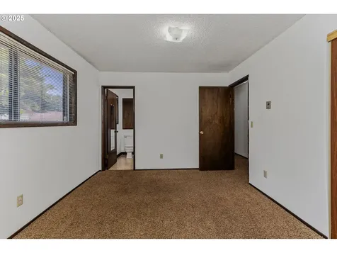 6113 NE 74th Street Vancouver WA 98661