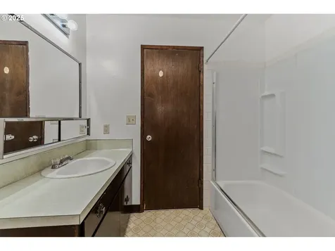 6113 NE 74th Street Vancouver WA 98661