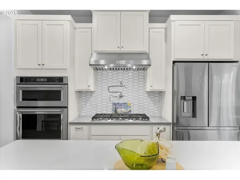 3936 NW 61st Court Camas WA 98607