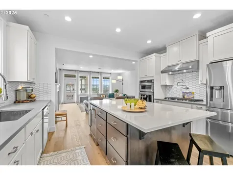 3936 NW 61st Court Camas WA 98607