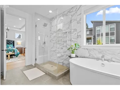 3936 NW 61st Court Camas WA 98607