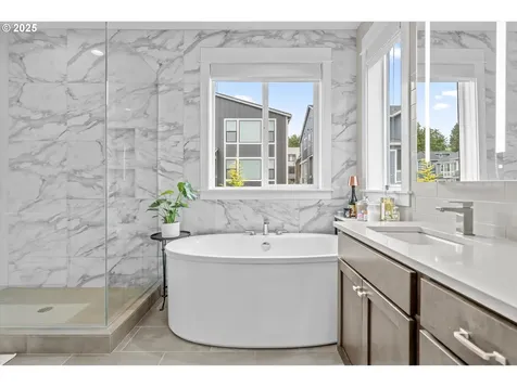 3936 NW 61st Court Camas WA 98607