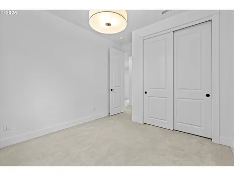 3936 NW 61st Court Camas WA 98607