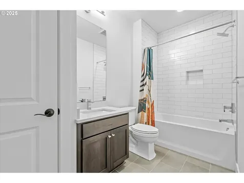 3936 NW 61st Court Camas WA 98607