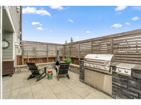 3936 NW 61st Court Camas WA 98607