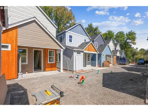 9576 SW 91st Avenue Portland OR 97223
