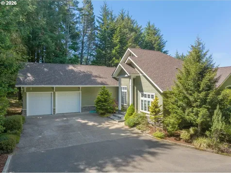 5402 Ka Teech Drive Florence OR 97439