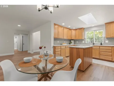 329 Dean Avenue Eugene OR 97404