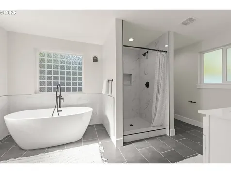 329 Dean Avenue Eugene OR 97404