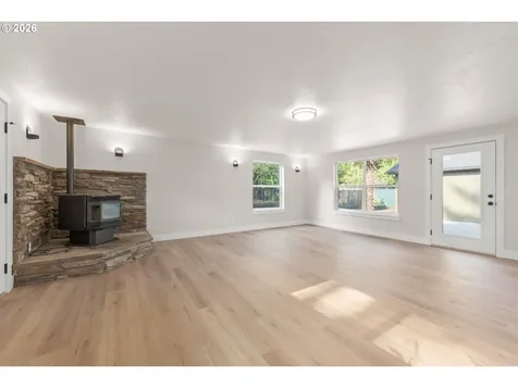 329 Dean Avenue Eugene OR 97404
