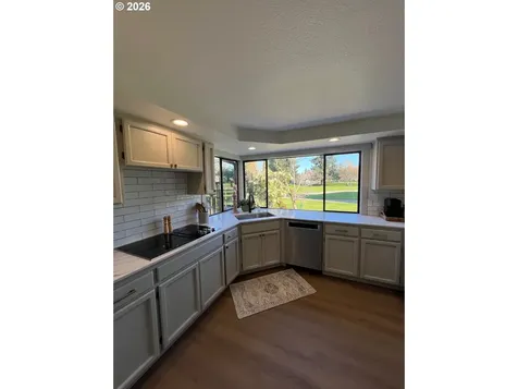 435 Snead Drive N Keizer OR 97303