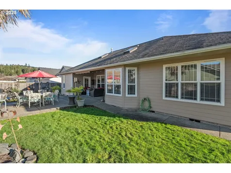 130 Newaukum Village Drive Chehalis WA 98532