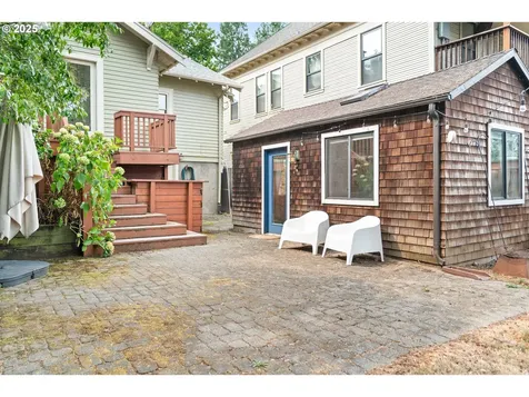 1716 NW 29th Avenue Portland OR 97210