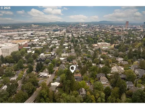 1716 NW 29th Avenue Portland OR 97210