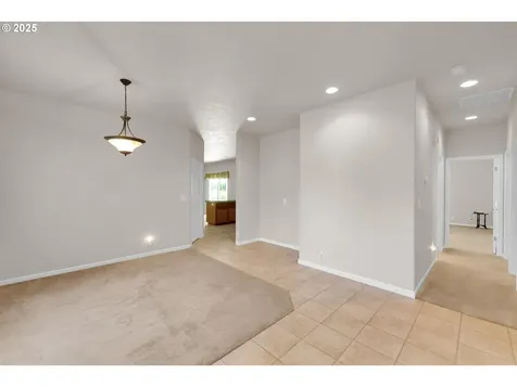 88075 9th Street Veneta OR 97487
