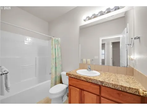88075 9th Street Veneta OR 97487