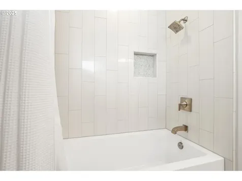 17454 NW Gilbert Lane Portland OR 97229