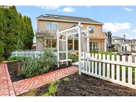 17454 NW Gilbert Lane Portland OR 97229