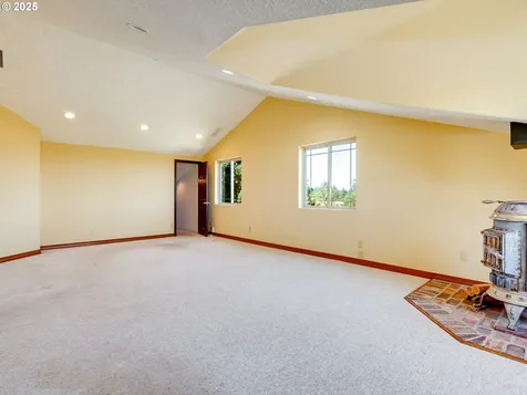 8755 SE Three Trees Lane Amity OR 97101