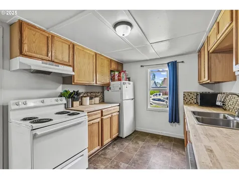 288 18th Avenue Longview WA 98632