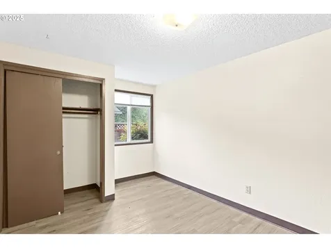 9208 NE 27th Street Vancouver WA 98662