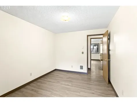 9208 NE 27th Street Vancouver WA 98662