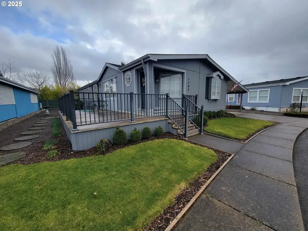 1303 Settlers Loop Forest Grove OR 97116