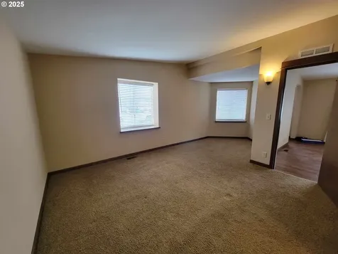 1303 Settlers Loop Forest Grove OR 97116