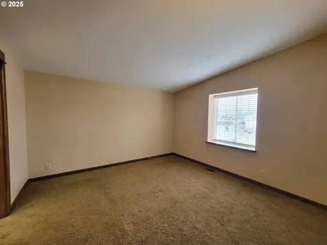 1303 Settlers Loop Forest Grove OR 97116