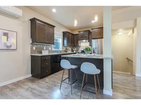3705 SE 107th Avenue Portland OR 97266