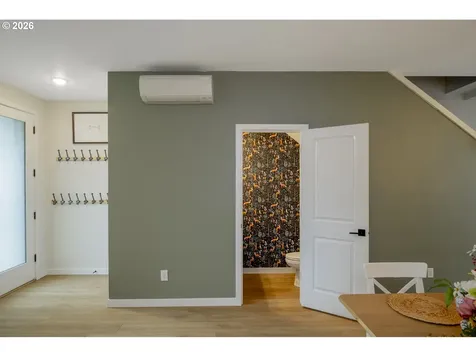 6272 NE 6th Avenue Portland OR 97211