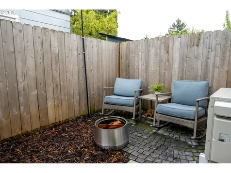 6272 NE 6th Avenue Portland OR 97211