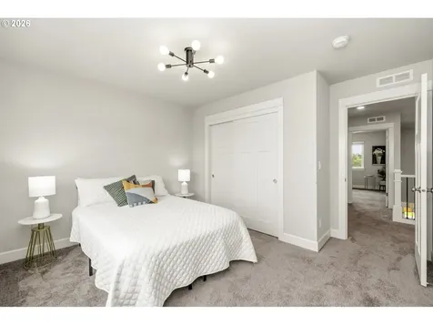 1705 NW Edgar Street Mcminnville OR 97128