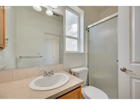 8021 NE 22nd Street Vancouver WA 98664
