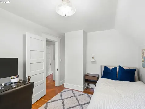 3144 NE Everett Street Portland OR 97232