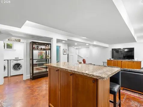 3144 NE Everett Street Portland OR 97232
