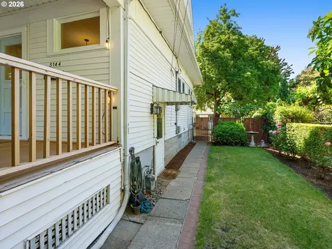 3144 NE Everett Street Portland OR 97232