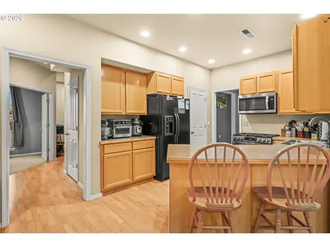 218 NW Sagan Loop Sheridan OR 97378