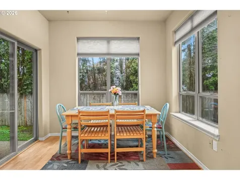 218 NW Sagan Loop Sheridan OR 97378