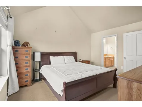 218 NW Sagan Loop Sheridan OR 97378