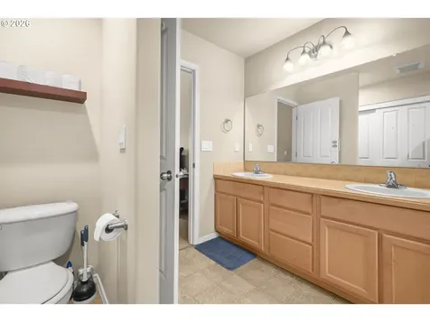 218 NW Sagan Loop Sheridan OR 97378