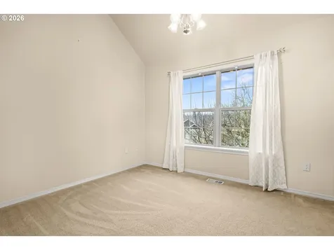 218 NW Sagan Loop Sheridan OR 97378