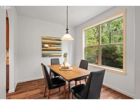 905 SW Mozart Terrace Portland OR 97225