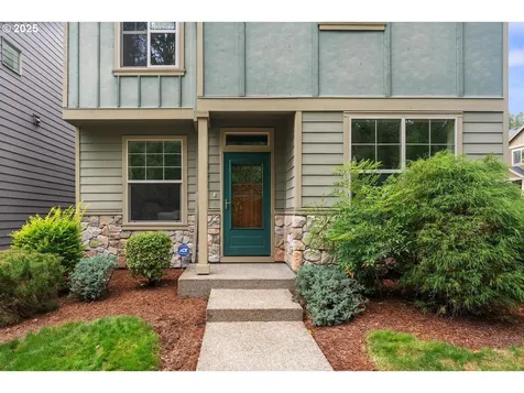 905 SW Mozart Terrace Portland OR 97225