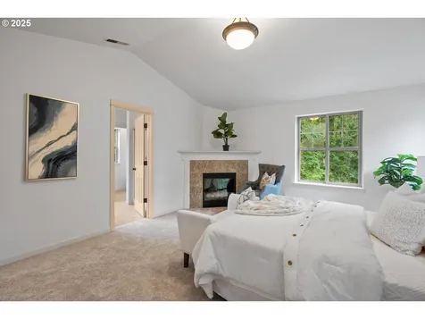 905 SW Mozart Terrace Portland OR 97225