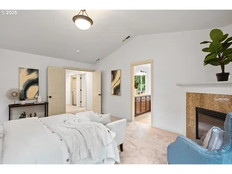 905 SW Mozart Terrace Portland OR 97225