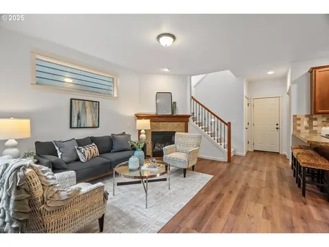 905 SW Mozart Terrace Portland OR 97225