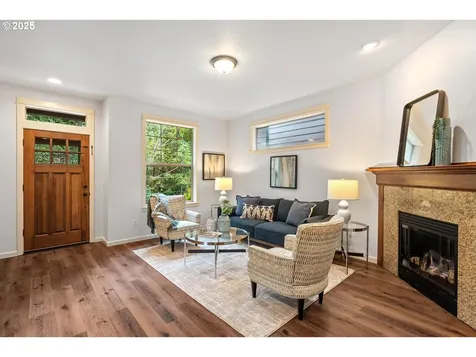 905 SW Mozart Terrace Portland OR 97225