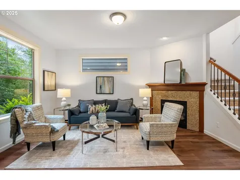 905 SW Mozart Terrace Portland OR 97225